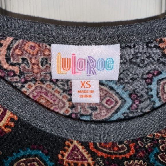 LuLaroe 3/4 sleeve shirt - Picture 3 of 3